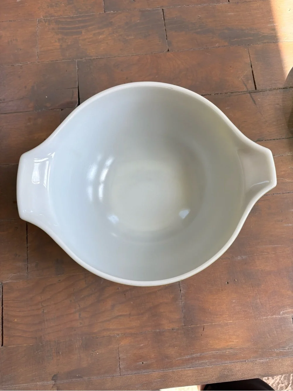 Vintage Pyrex Cinderella avocado bowl style 443